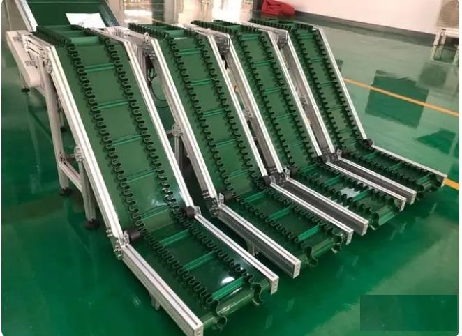 郴州Z型裙邊皮帶給料機(jī)